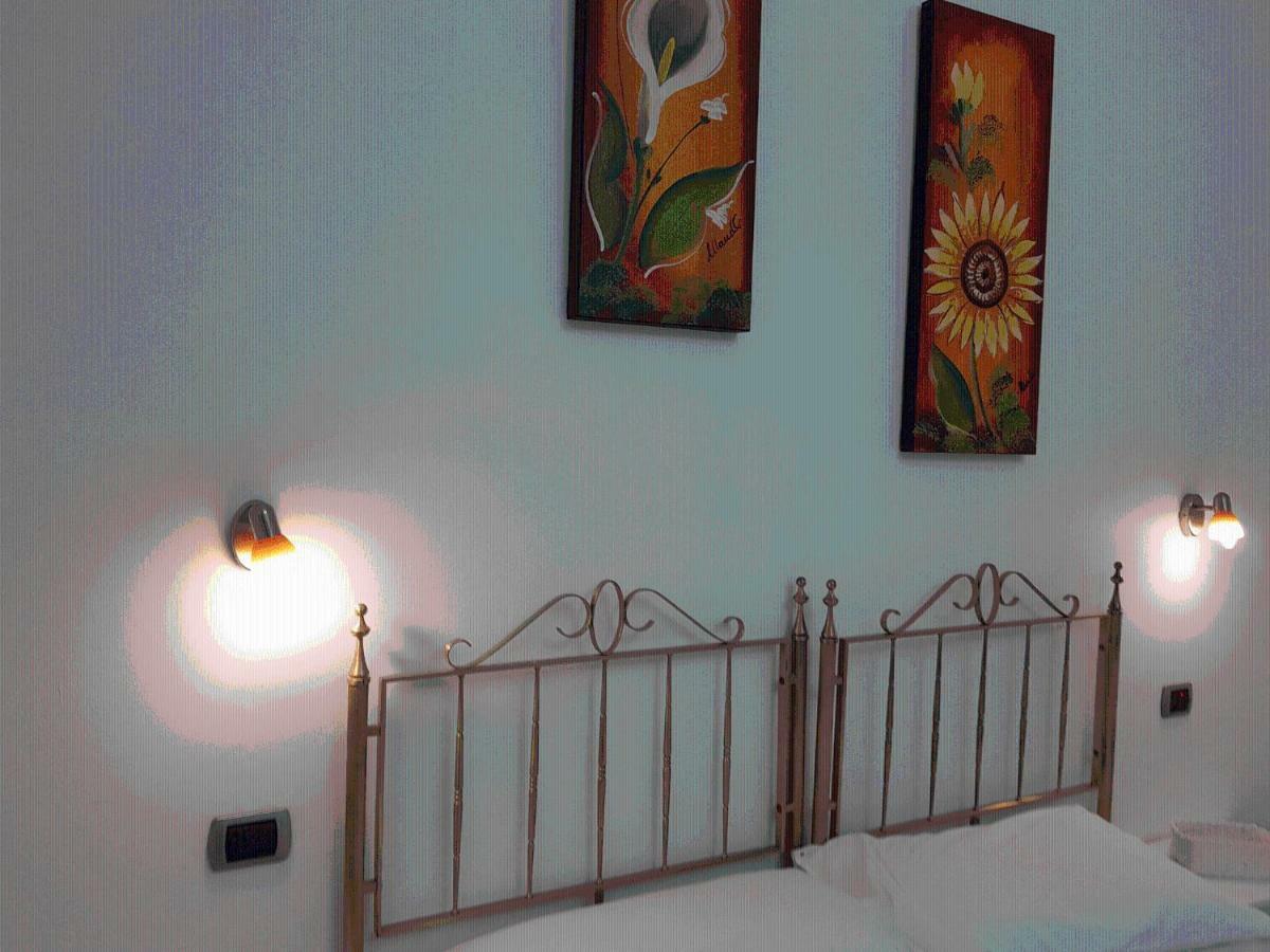 Rooms2Rent Reggio di Calabria Bagian luar foto